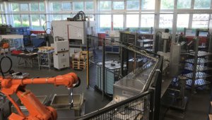 Serial production of gears at LEAX Detmold GmbH - gear grinding with robots
